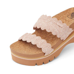 Reef Cushion Vista Higher, Scalloped Rose