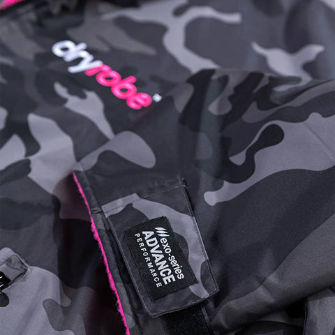 Dryrobe Advance Long Sleeve, Black Camo Pink