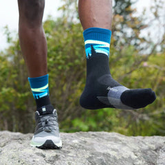 Feetures Trail Max Cushion Mini Crew, Blue Aurora