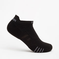 Thorlo Experia ProLite No-Show Tab Socks, Black/Black